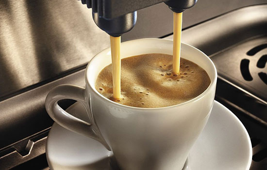 Кофемашина Долгопрудный делает не горячий кофе